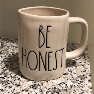 Rae Dunn BE HONEST mug